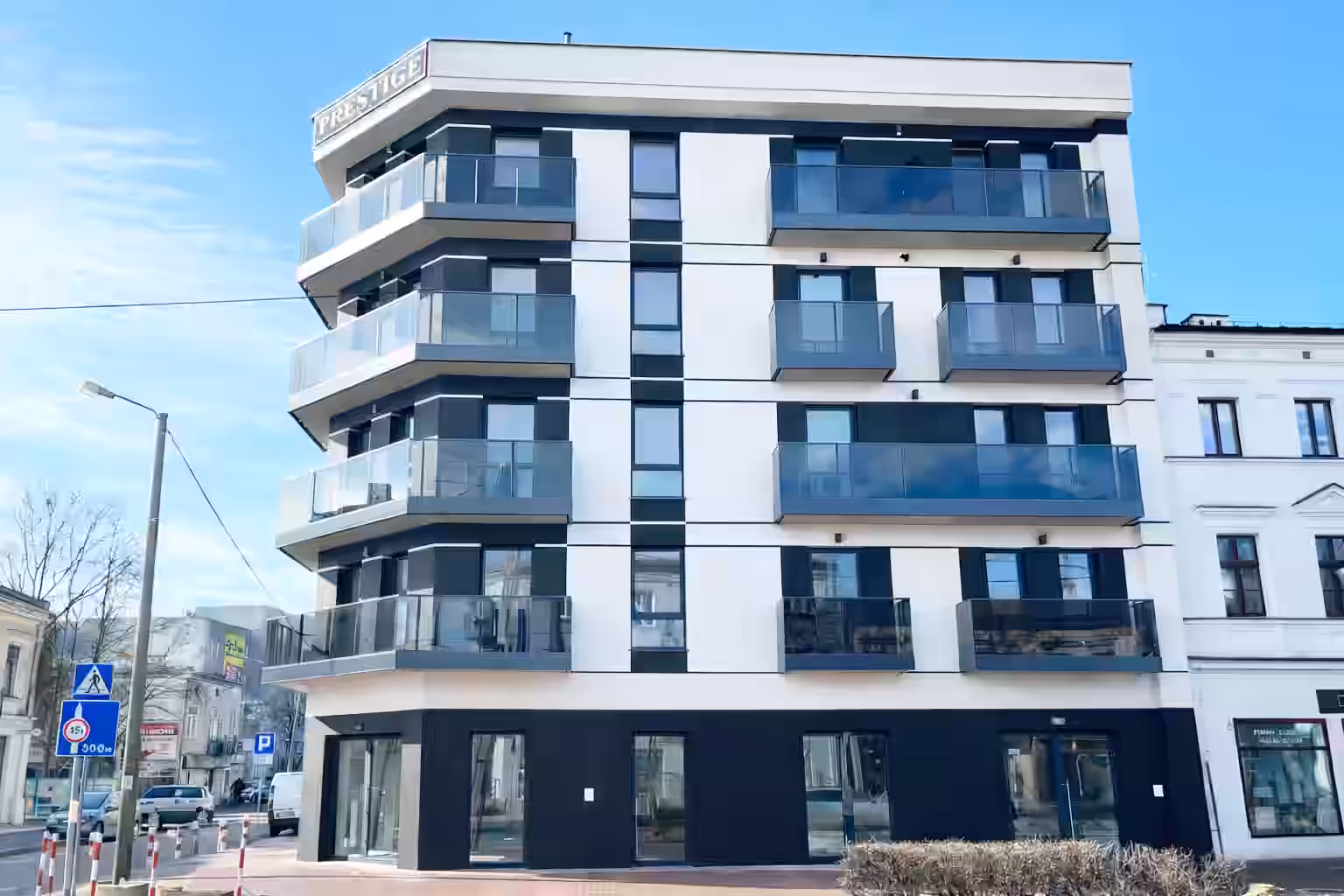 Okrzei 44 - Galeria 02