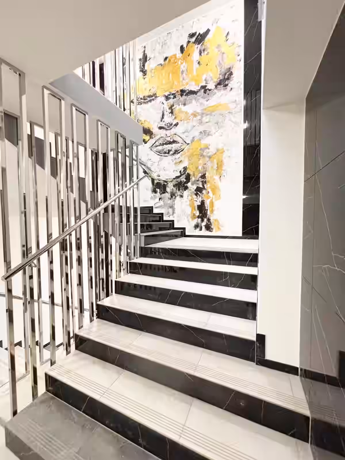 Okrzei 44 - Galeria 08