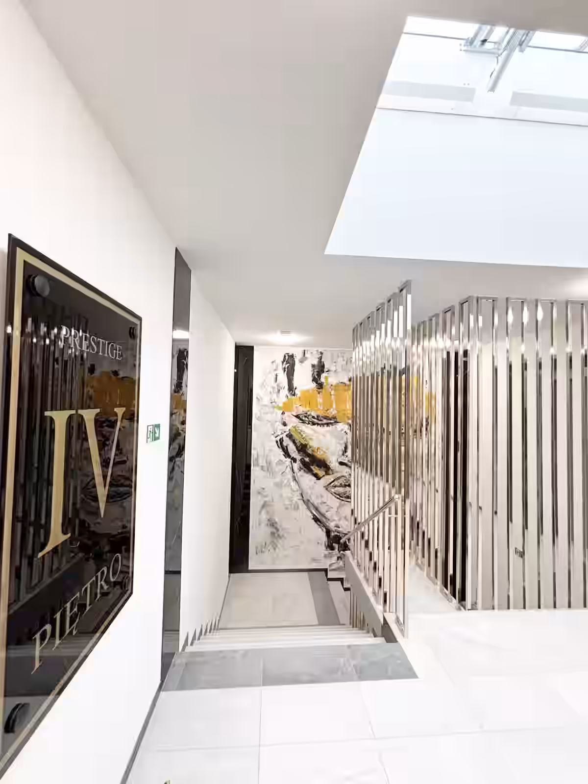 Okrzei 44 - Galeria 09